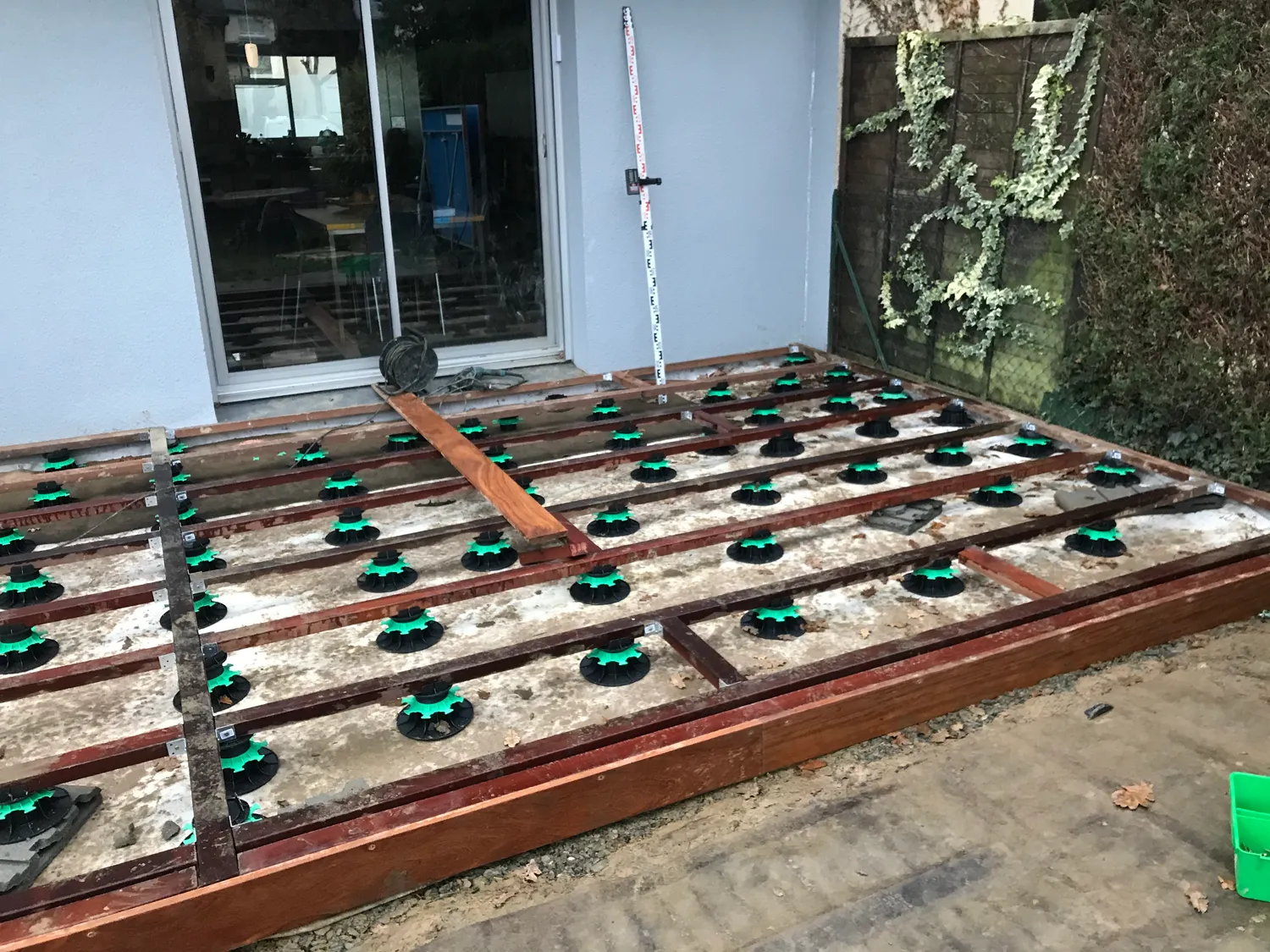 taille de haie saint aubin d aubigne